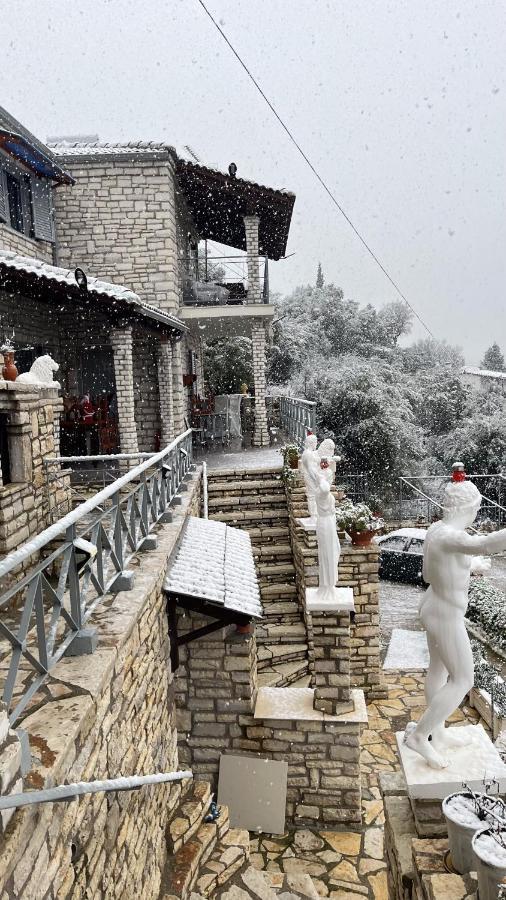 Πέτρινες Μαιζονέτες ξενώνας Αίγιο Εξωτερικό φωτογραφία