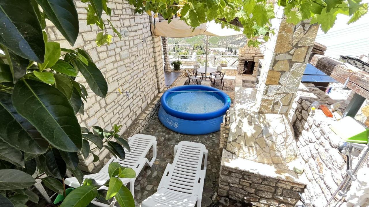 Πέτρινες Μαιζονέτες ξενώνας Αίγιο Εξωτερικό φωτογραφία